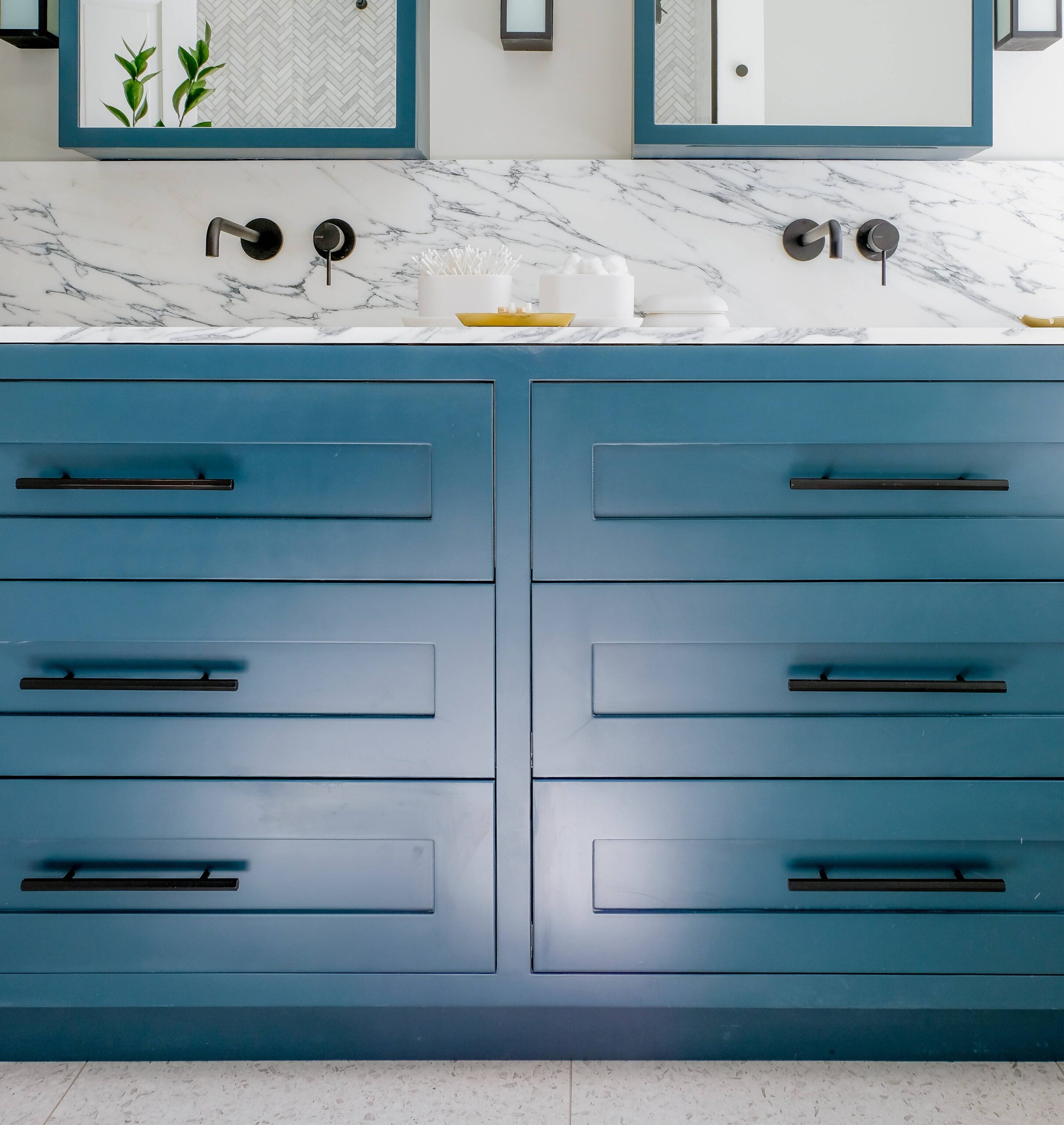 bathroom shaker doors style drawers